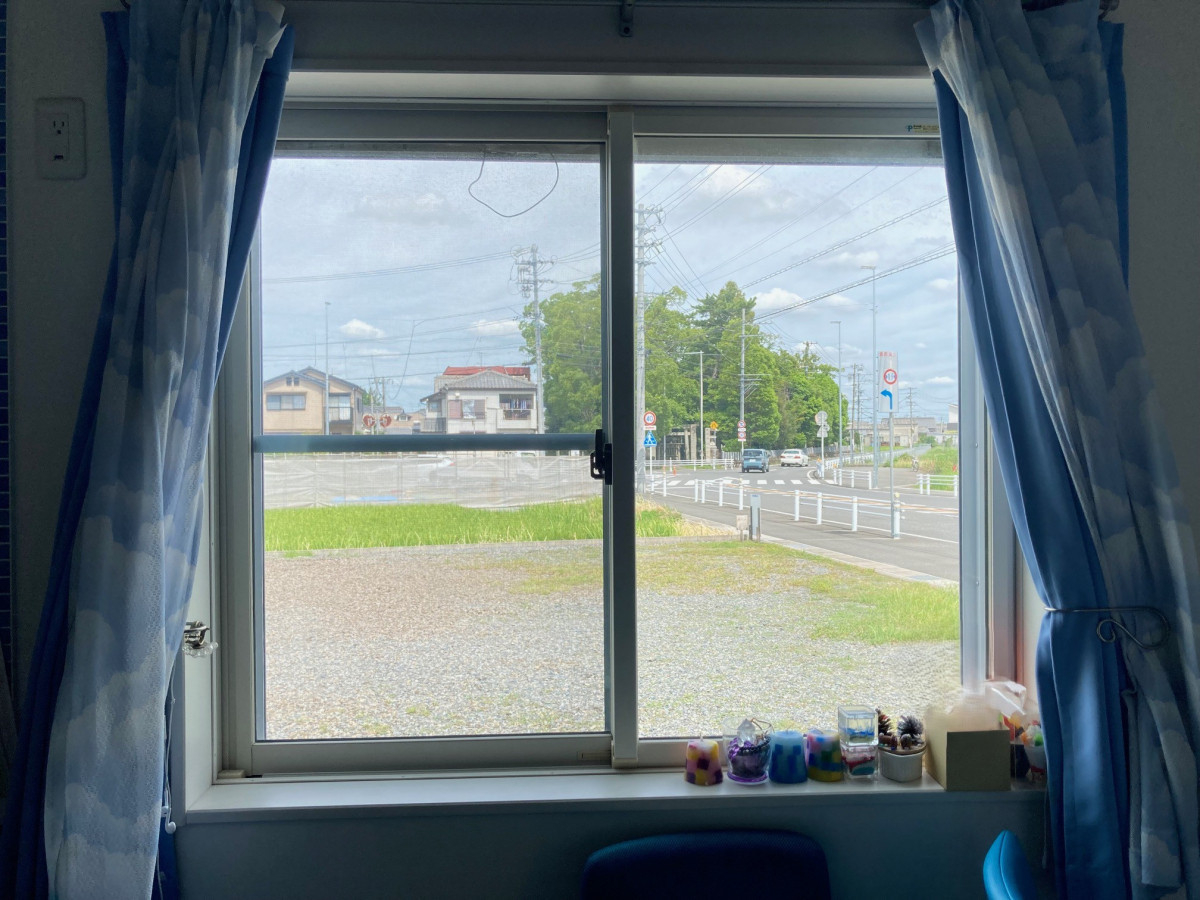 窓の匠イトゼンの泥棒が心配で…でも、毎日シャッター開け閉め大変！の施工前の写真3