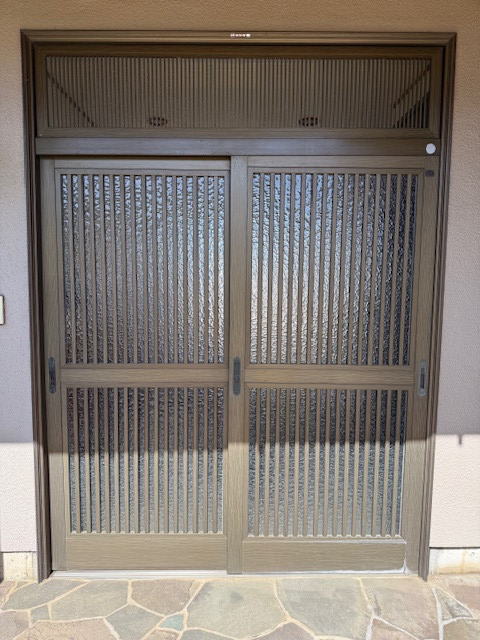 Renovation Factoryの玄関引戸リフォーム工事〖R7.9施工〗の施工前の写真1