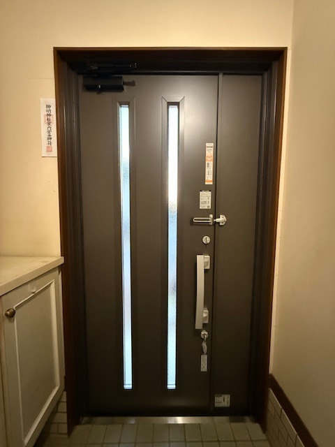 Renovation Factoryの玄関ドアリフォーム工事〖R7.11施工〗の施工後の写真2