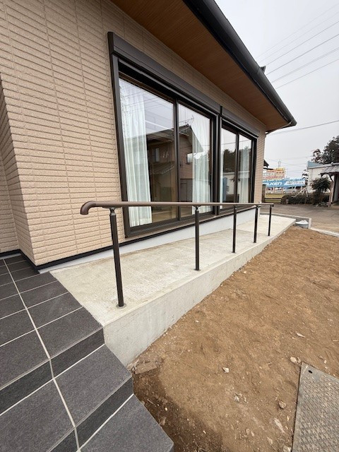 金谷ガラス店のエクステリア工事〖Ｒ8.2施工〗の施工後の写真1