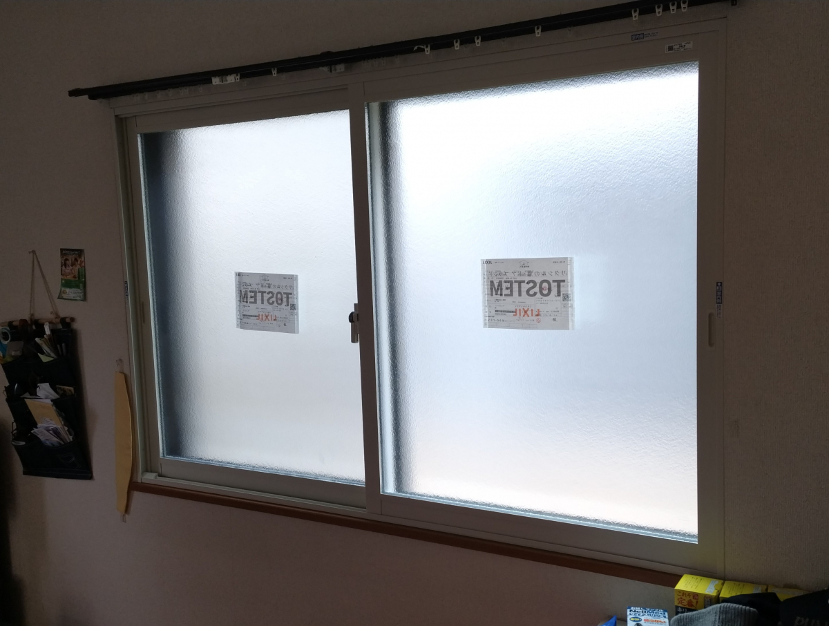 ツルタ建装社のＮ様邸のリビング、和室に内窓設置の施工後の写真1
