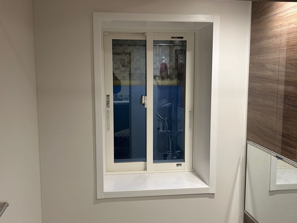 ツルタ建装社の四日市Ｔ様邸に内窓を設置！の施工後の写真1