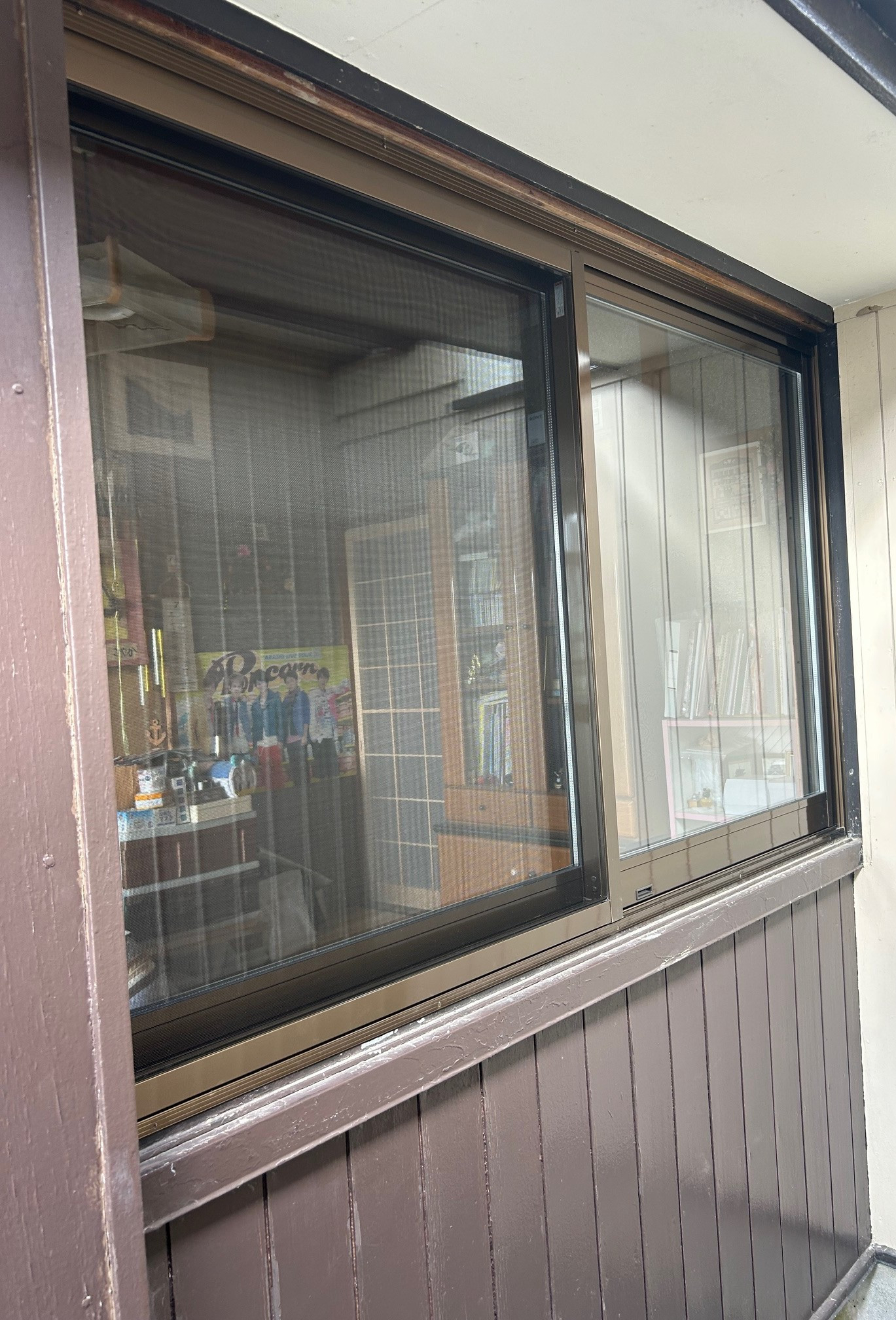 ツルタ建装社の木製窓からアルミサッシへ交換し、快適性と耐久性が向上の施工後の写真1