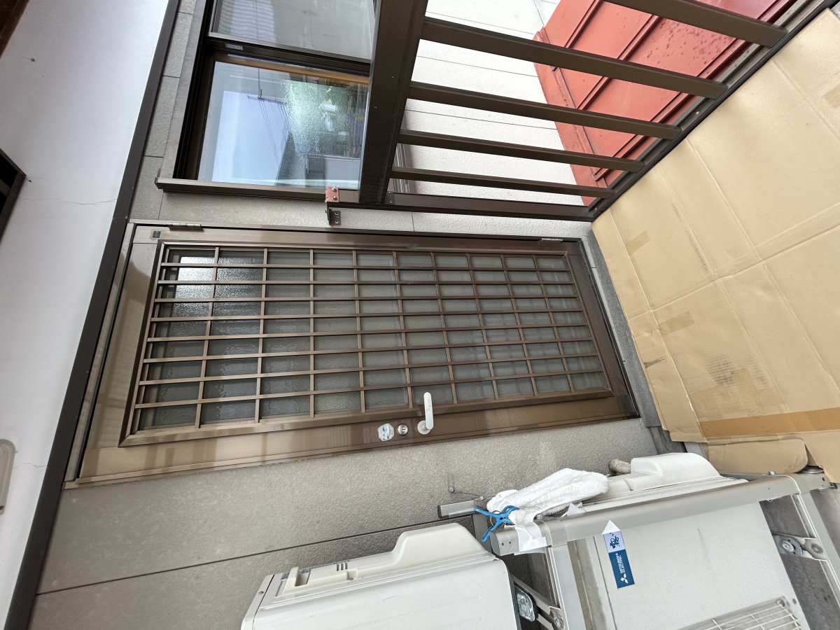 伊勢屋 舞鶴店のリシェント勝手口 断熱仕様の施工前の写真1