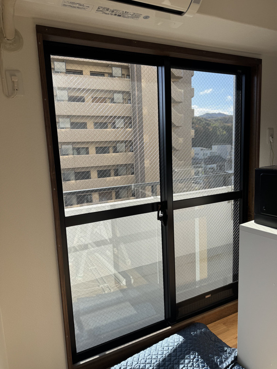 伊勢屋 舞鶴店の❄️《マンションでもOK！内窓リフォーム事例》 ＼お部屋ぽかぽか＆光熱費も見直し／の施工前の写真1