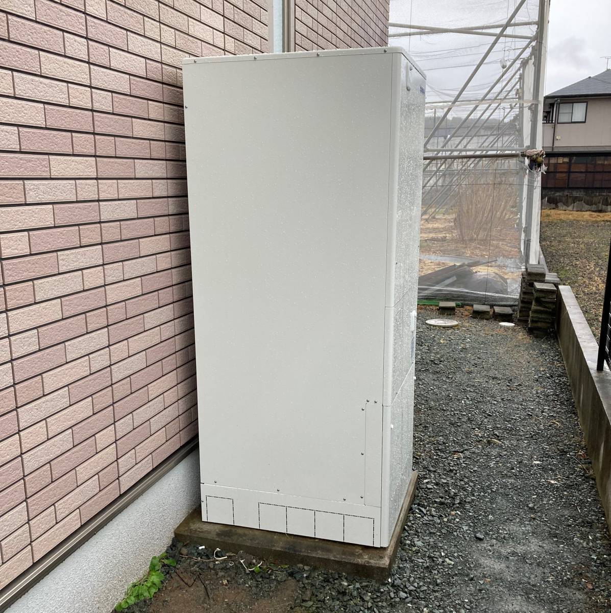 松井トーヨー住建のエコキュート交換の施工後の写真1