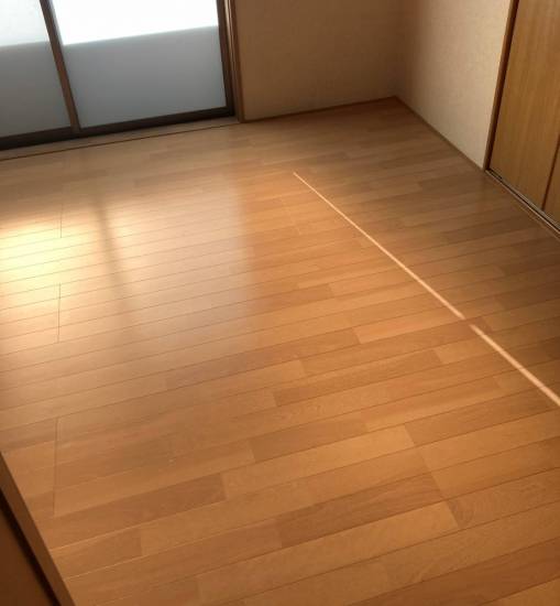 松井トーヨー住建の床を畳からフローリングに張替え施工事例写真1