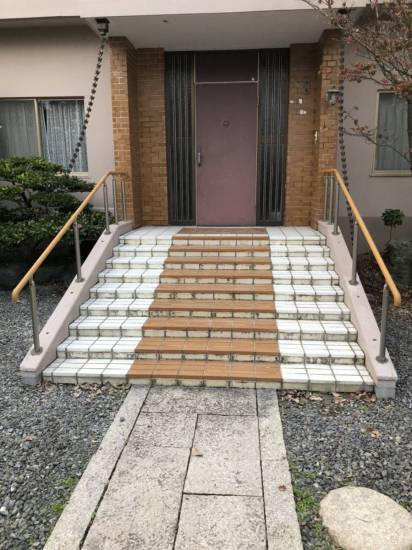 松井トーヨー住建の手すり取付工事施工事例写真1