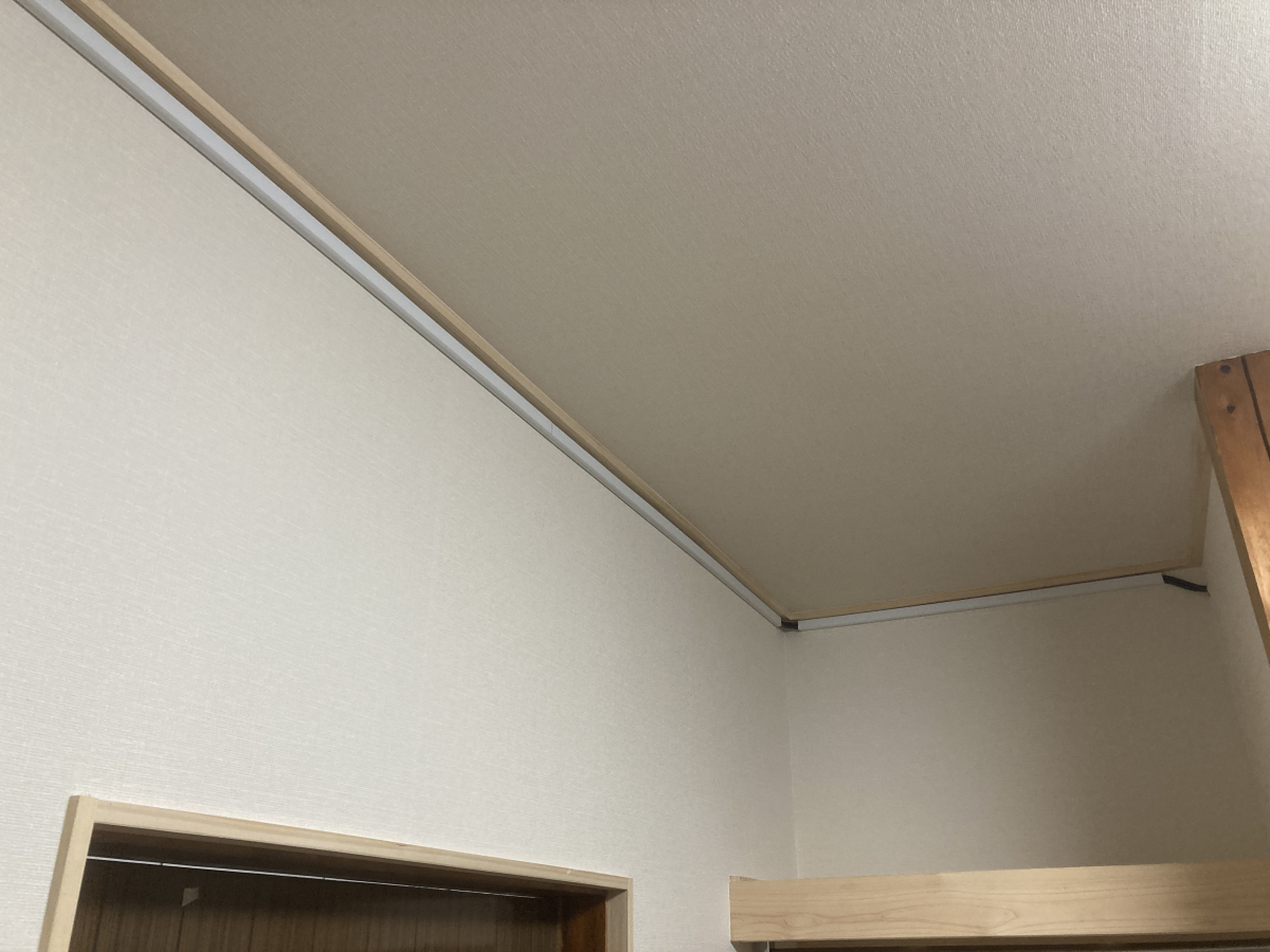 松井トーヨー住建のアンテナ線室内配線の施工後の写真1