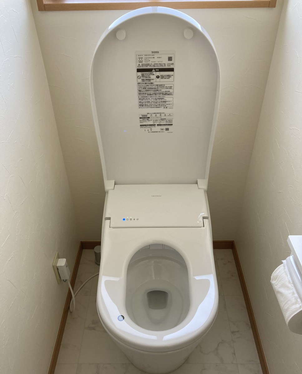 松井トーヨー住建のトイレ交換及び内装改修工事の施工後の写真2
