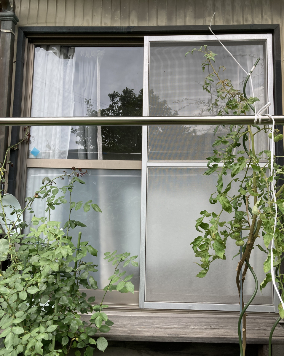 松井トーヨー住建のリフォームシャッター取付の施工前の写真2