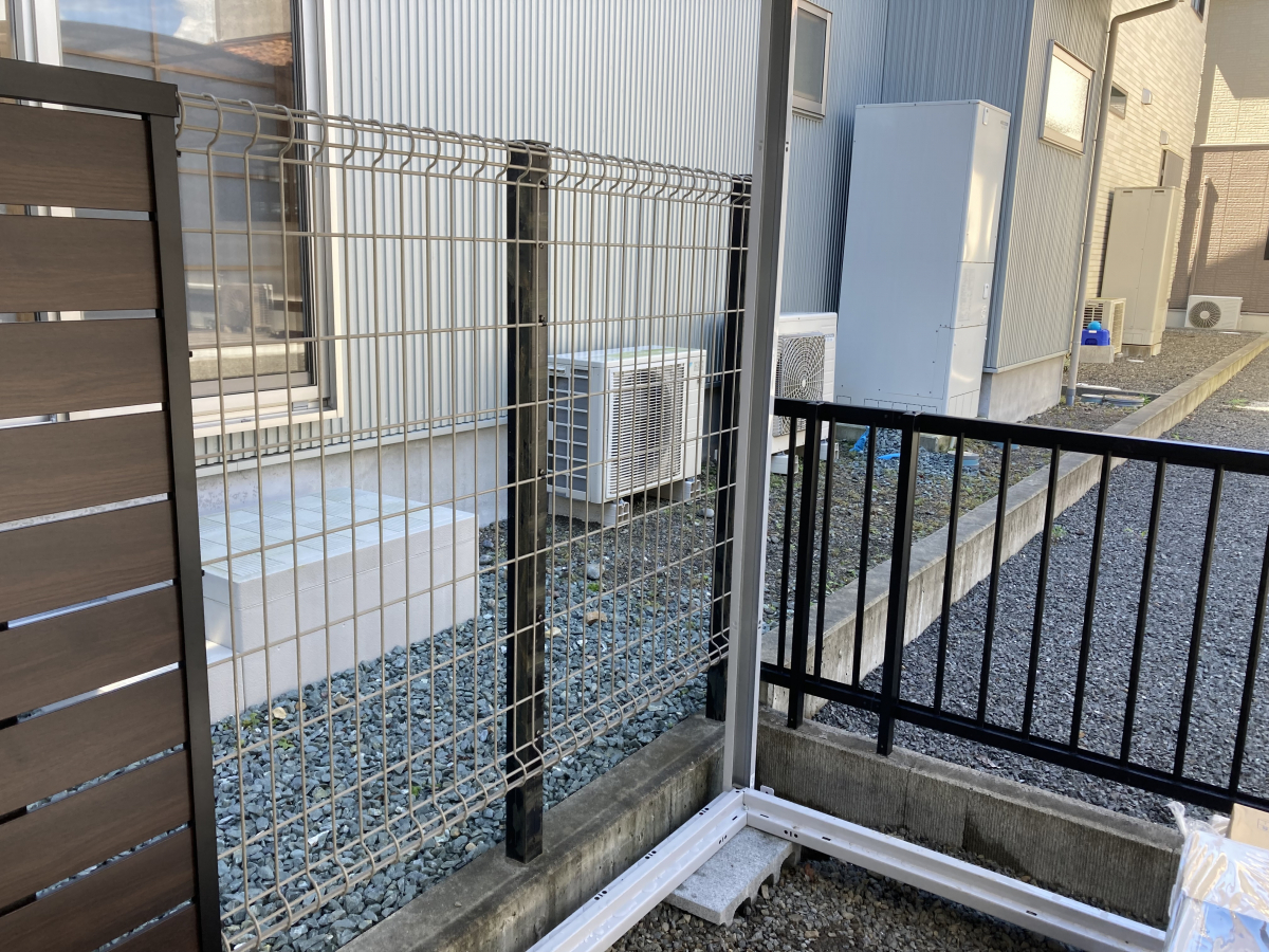 松井トーヨー住建のフェンス取付の施工後の写真1