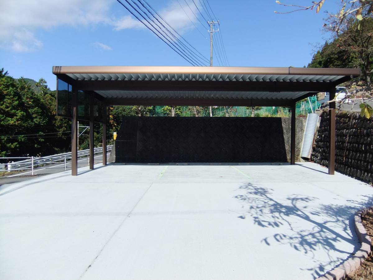 松井トーヨー住建のカーポート撤去・取付の施工後の写真1