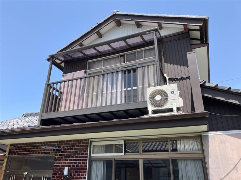 松井トーヨー住建の古いバルコニーを新しくしました♪の施工後の写真1