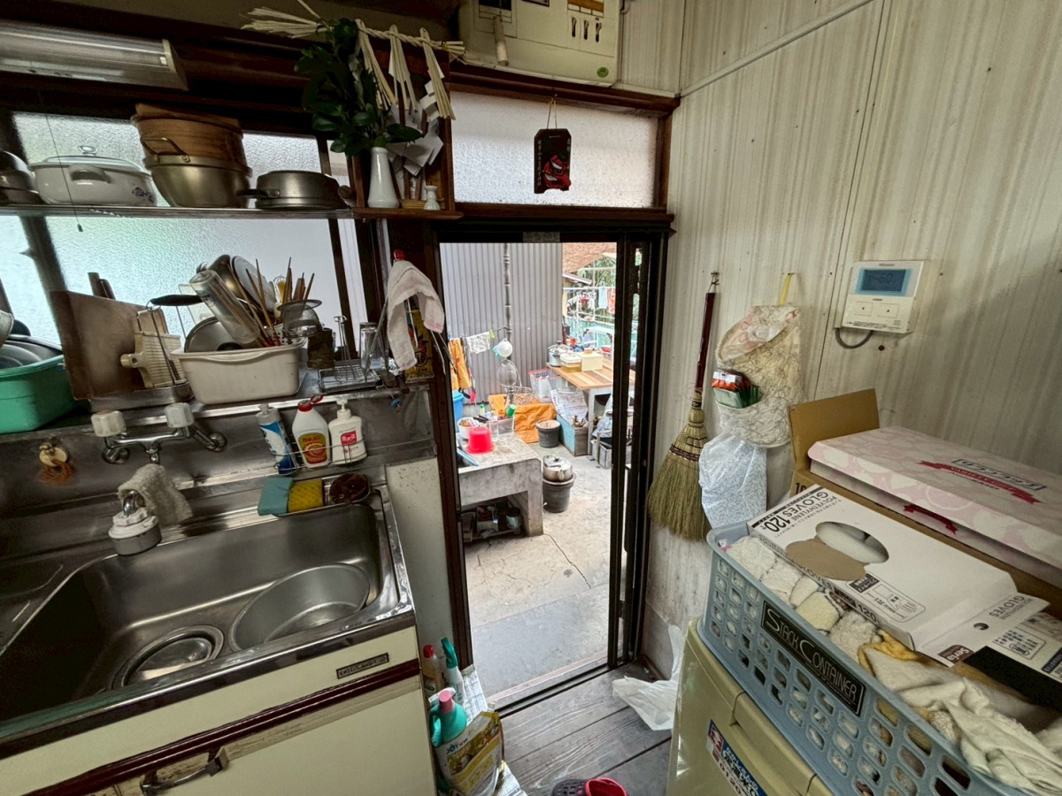 松井トーヨー住建の続!『浴室・洗面・キッチンをキレイにしよう ♪プロジェクト』 施工中です(^^♪の施工前の写真2