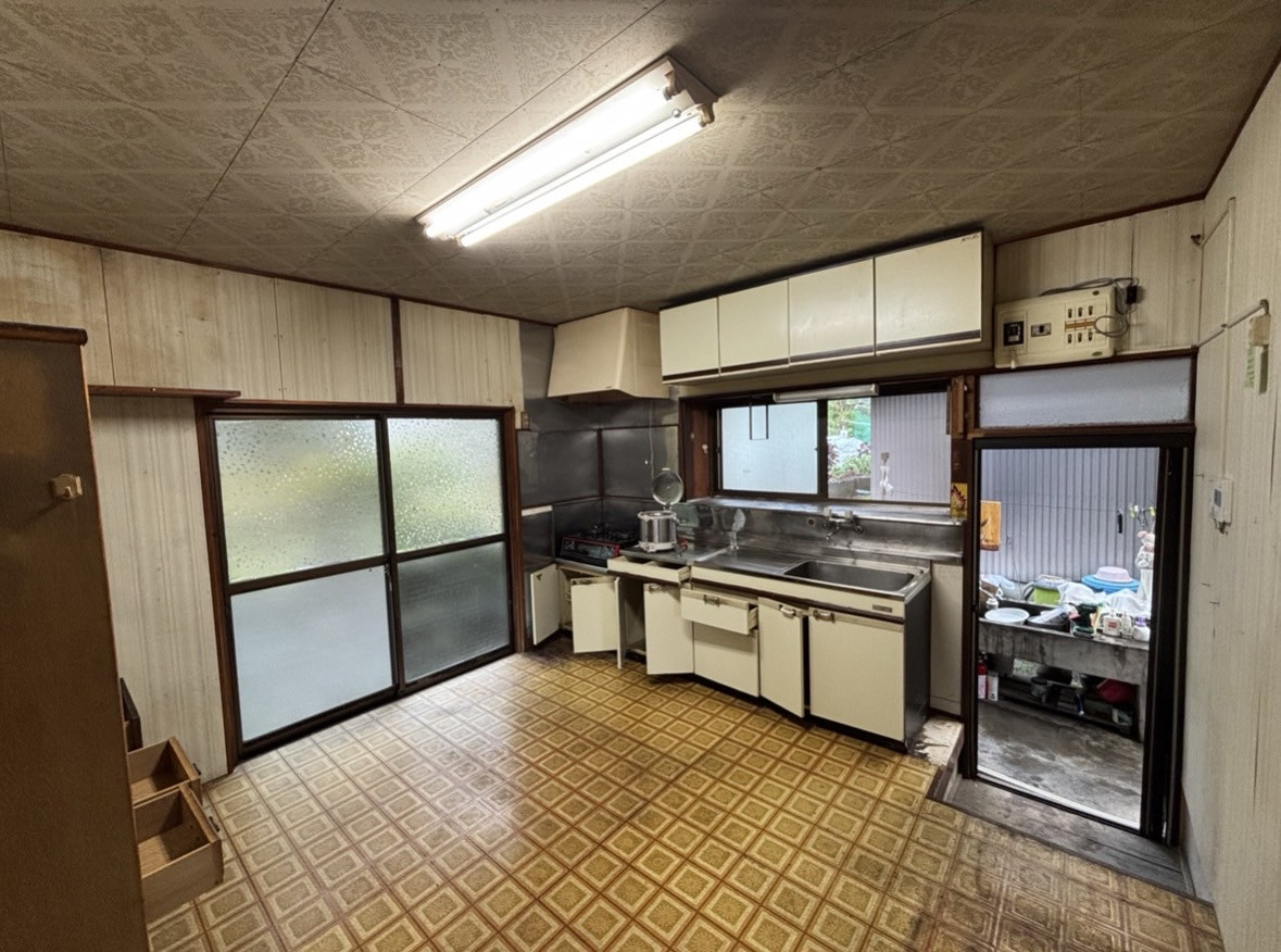 松井トーヨー住建の続！『浴室・洗面・キッチンをキレイにしよう ♪プロジェクト』 施工中です(^^♪の施工前の写真1