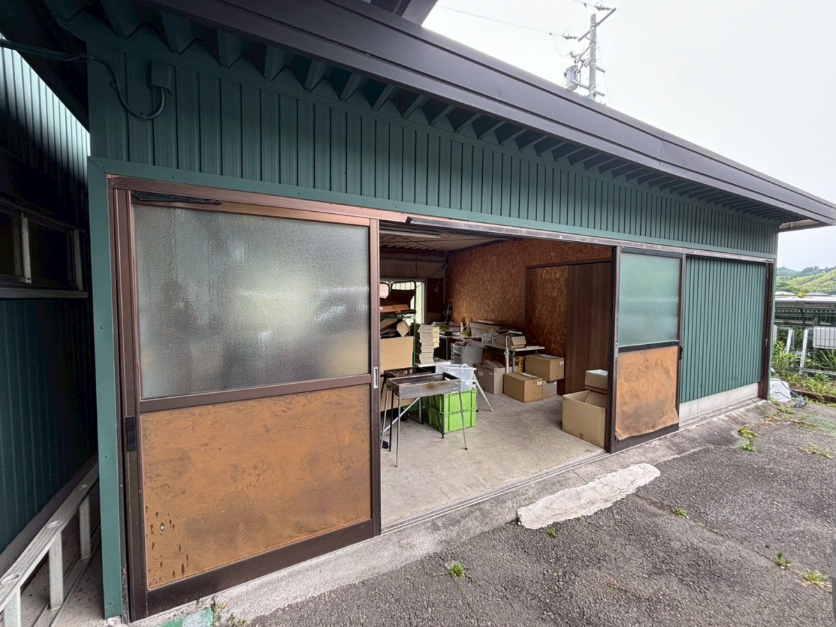 松井トーヨー住建の従業員の為に作業場増設プロジェクト♪の施工前の写真3