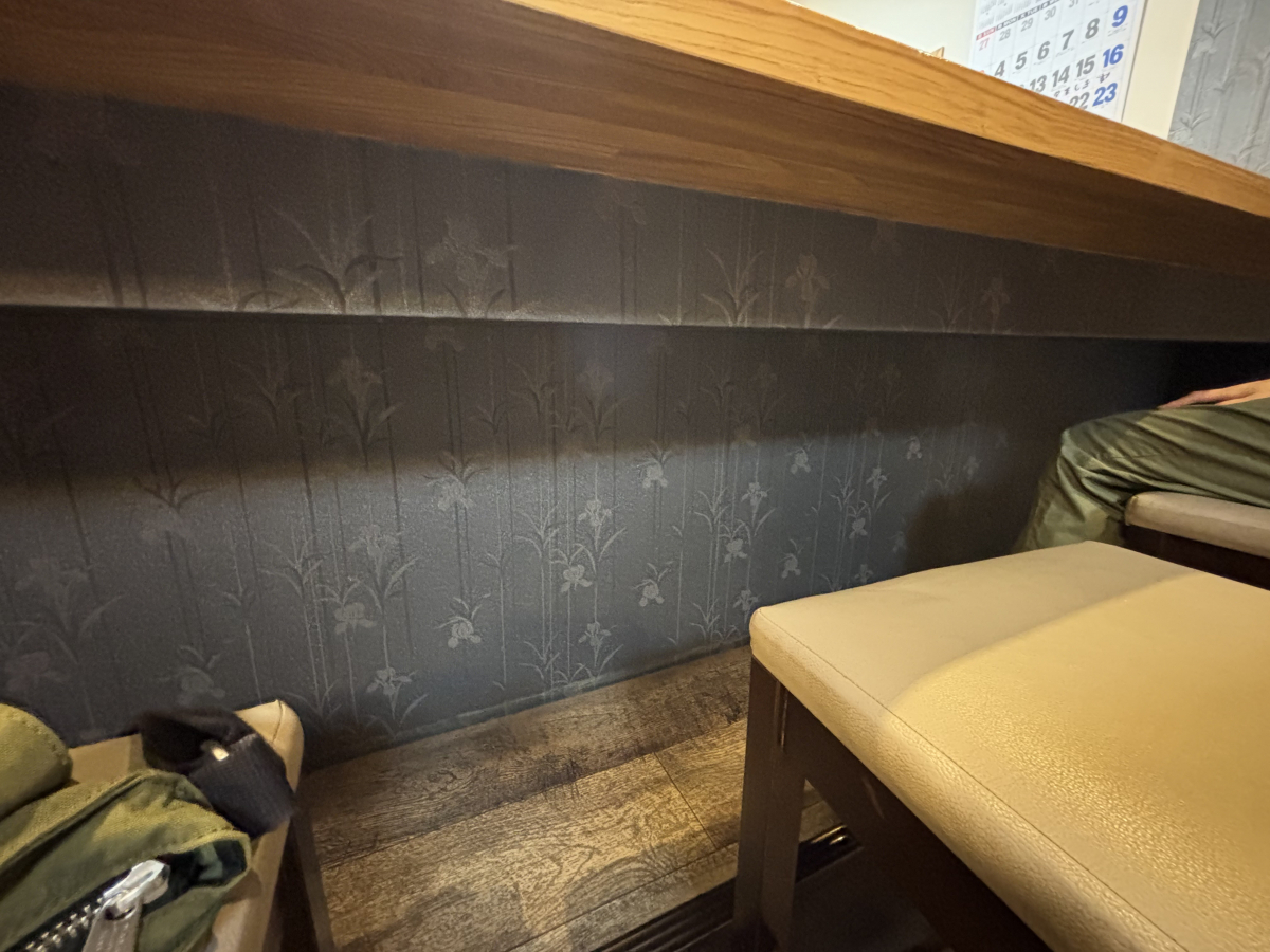 松井トーヨー住建のバック置きの棚を設置しました(*^^)vの施工前の写真1