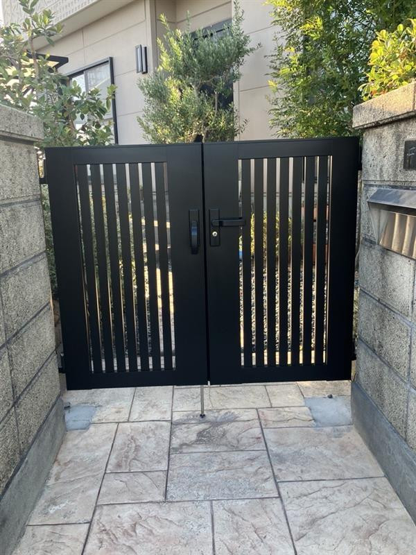 松井トーヨー住建の住まいの第一印象の門扉を取替えました！！の施工後の写真1