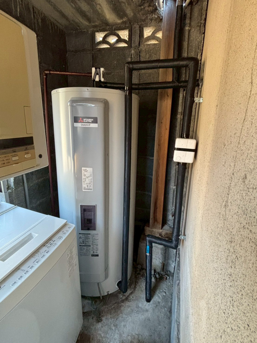 松井トーヨー住建の電気温水器を交換しました(^^♪の施工後の写真1
