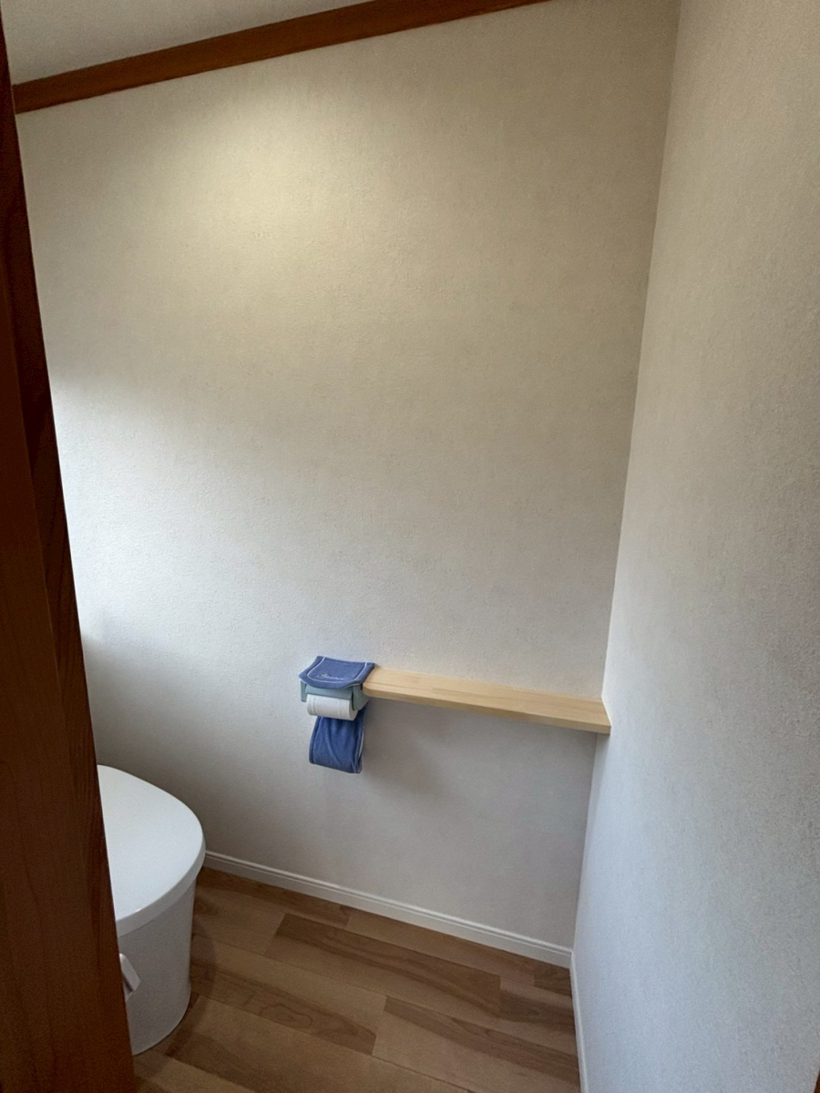 松井トーヨー住建の２階のトイレ室をリフォームしました(^^♪の施工後の写真2