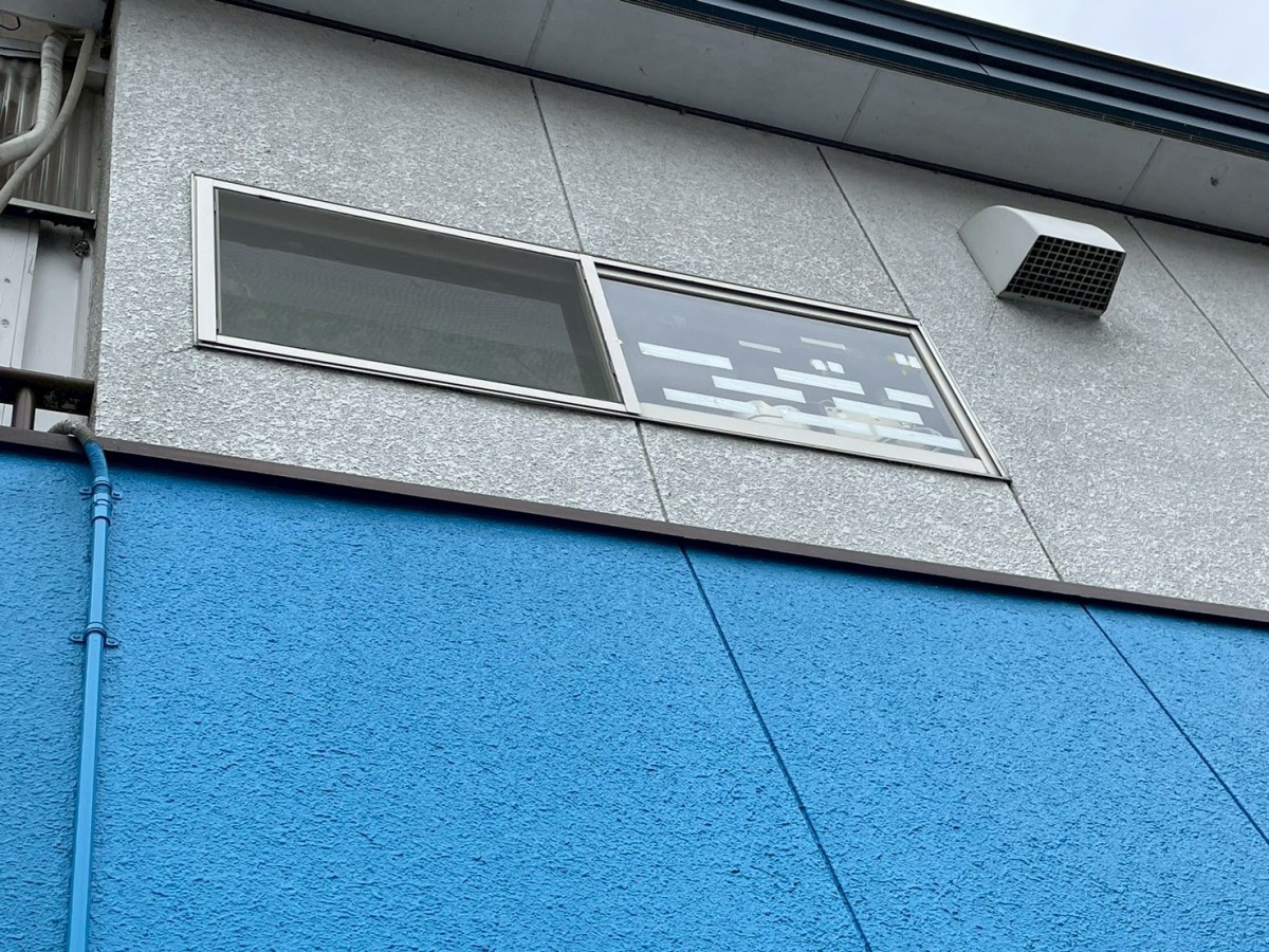 松本ガラスサッシセンターのサッシ入替工事の施工前の写真1