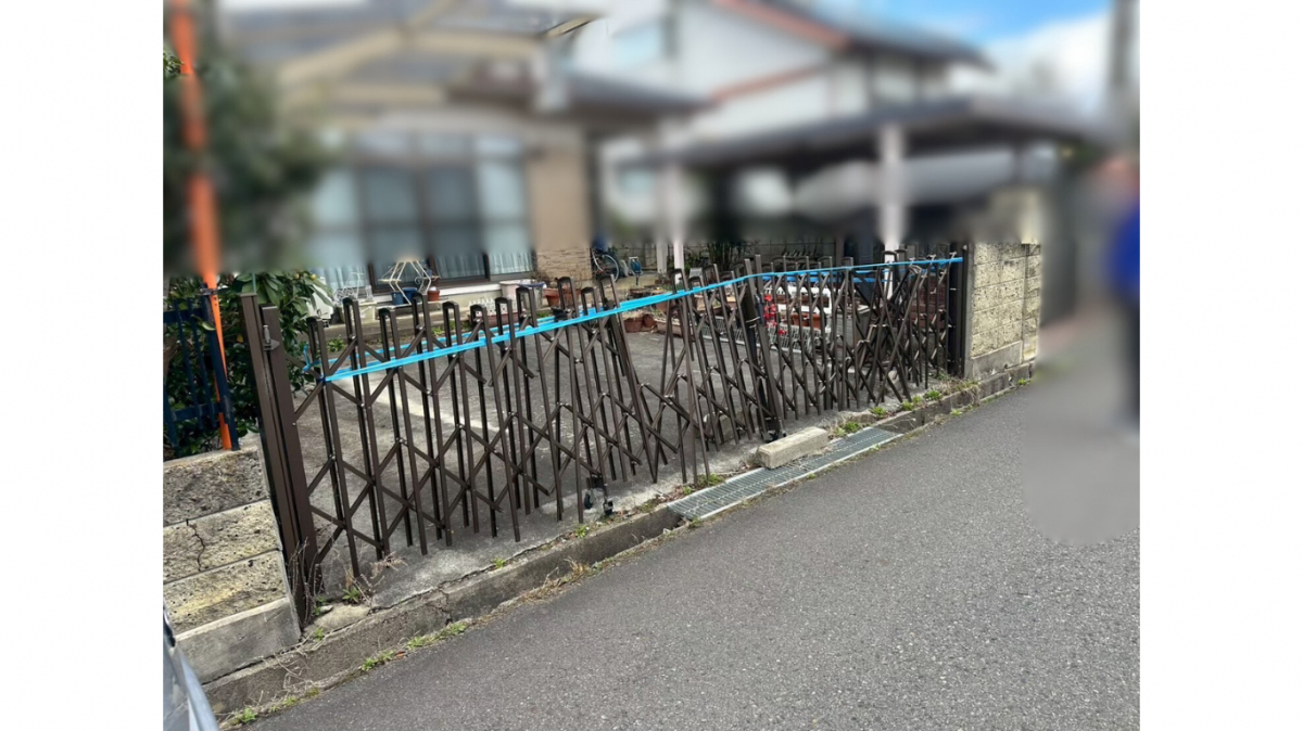 松本ガラスサッシセンターの門扉取付工事の施工前の写真2