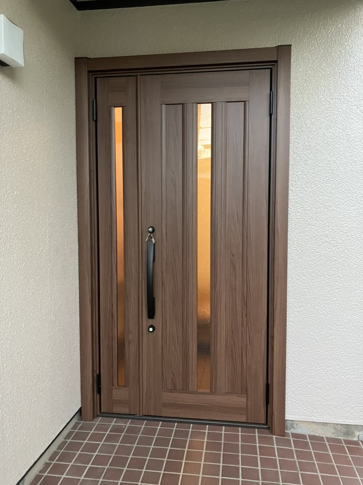 藤野トーヨー住器 富津中央の『千葉県木更津市』玄関ドア 1dayリフォームの施工後の写真1