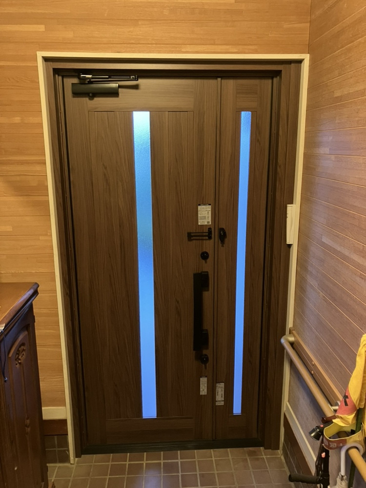藤野トーヨー住器 富津中央の『千葉県木更津市』玄関ドア 1dayリフォームの施工後の写真2