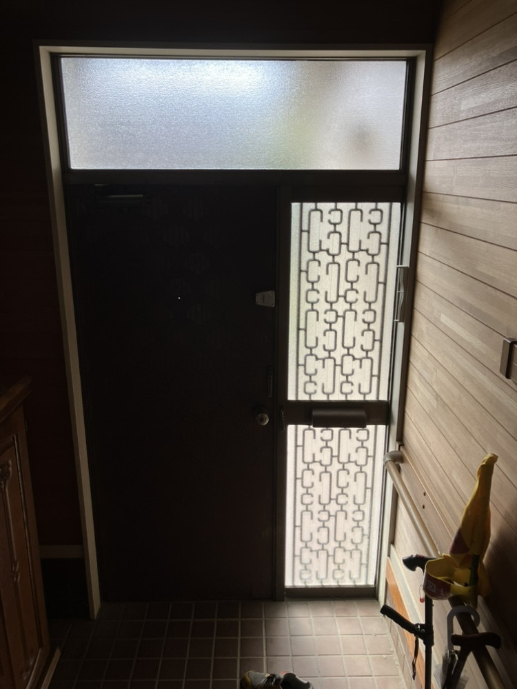 藤野トーヨー住器 富津中央の『千葉県木更津市』玄関ドア 1dayリフォームの施工前の写真2
