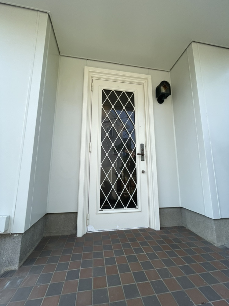 藤野トーヨー住器 富津中央の『千葉県市原市』玄関ドア☆ＬＩＸＩＬリシェント交換工事の施工前の写真1