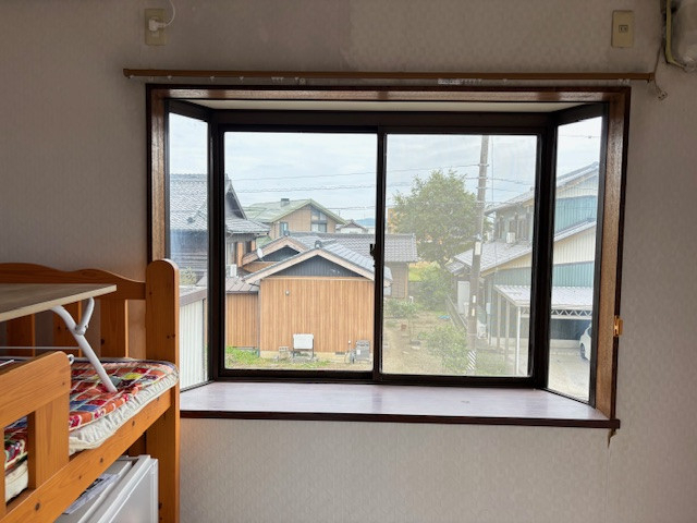 アサオカアルミの【西尾市吉良町】　断熱リフォーム窓改修しました😊の施工前の写真1