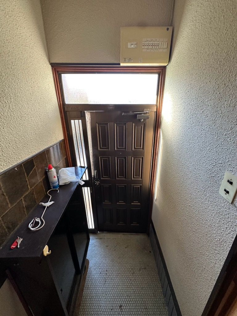 松井硝子店の018 玄関リフォームの施工前の写真2