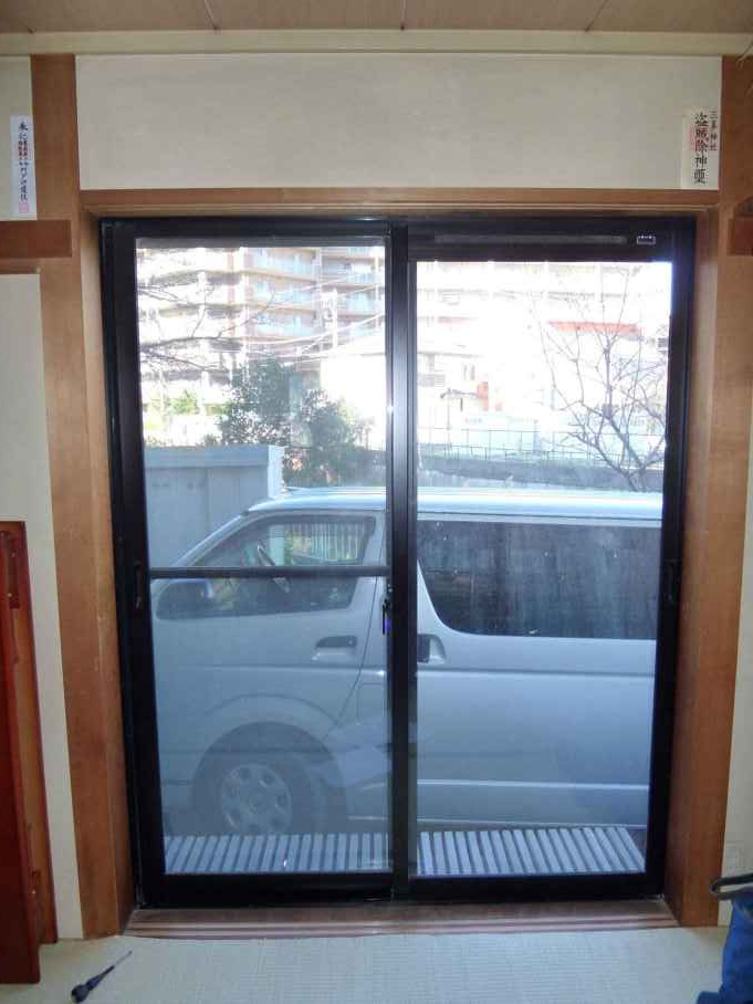 イズミ 日立店の追加!!内窓工事の施工前の写真1