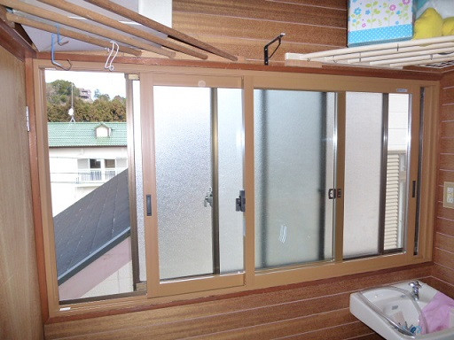 イズミ 日立店の【内窓補助金 洗面所】の施工後の写真1