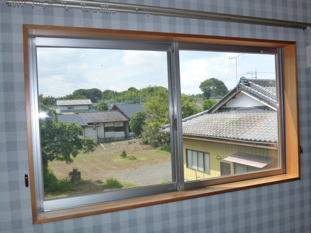 イズミ 日立店の内窓補助金【引違い窓】の施工前の写真1