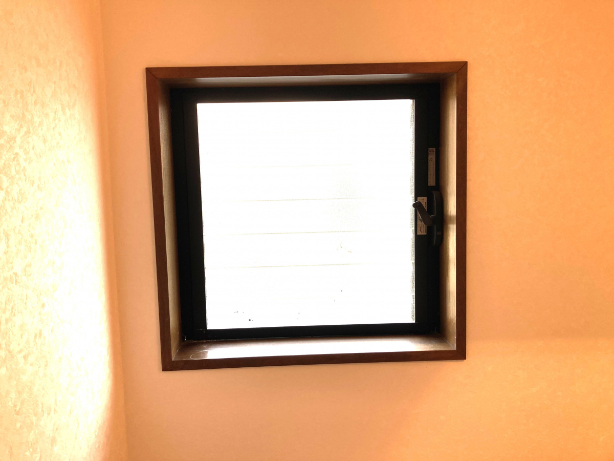 イズミ 日立店の内窓補助金（開き窓）の施工前の写真1