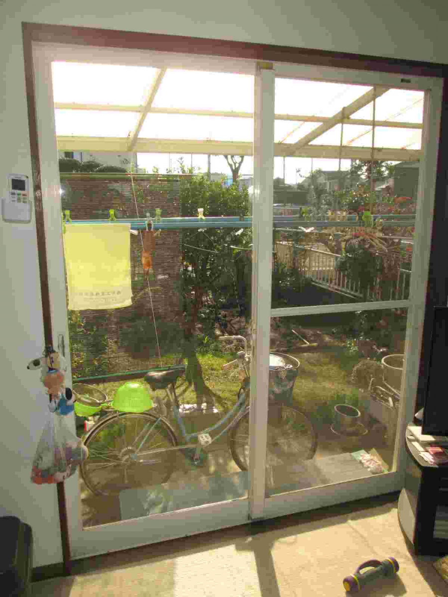 イズミ 日立店の内窓補助金（掃き出し窓）の施工前の写真1