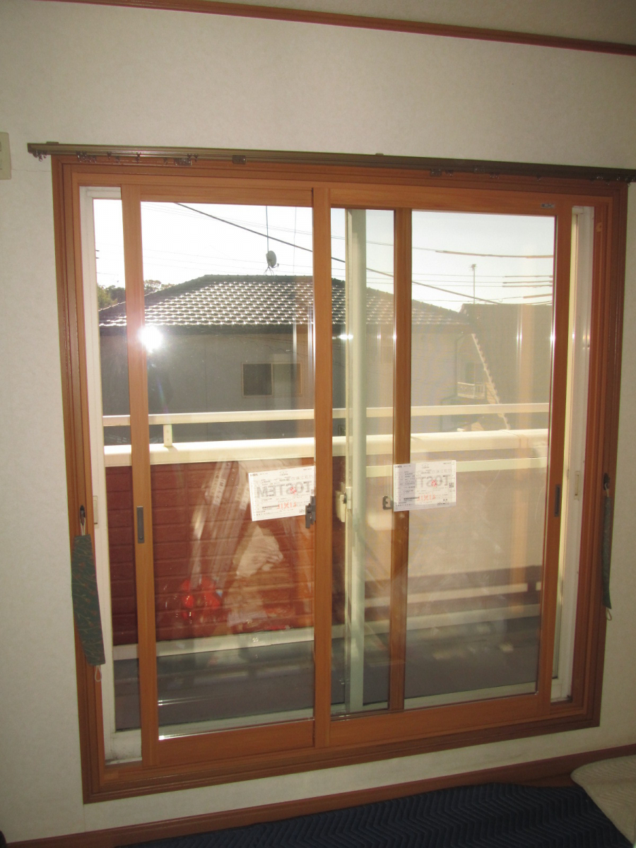 イズミ 日立店の内窓補助金（掃き出し窓）の施工後の写真1
