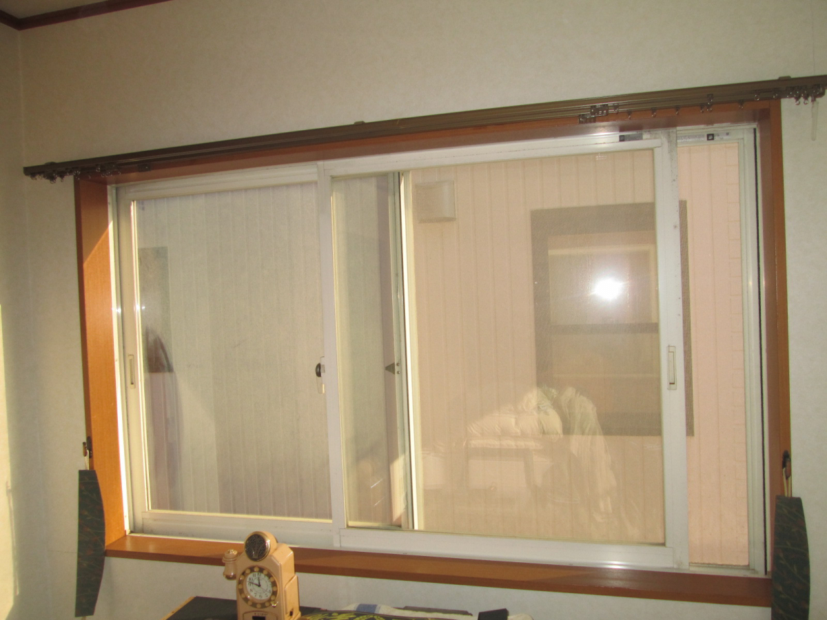 イズミ 日立店の内窓補助金（引違い窓）の施工前の写真1