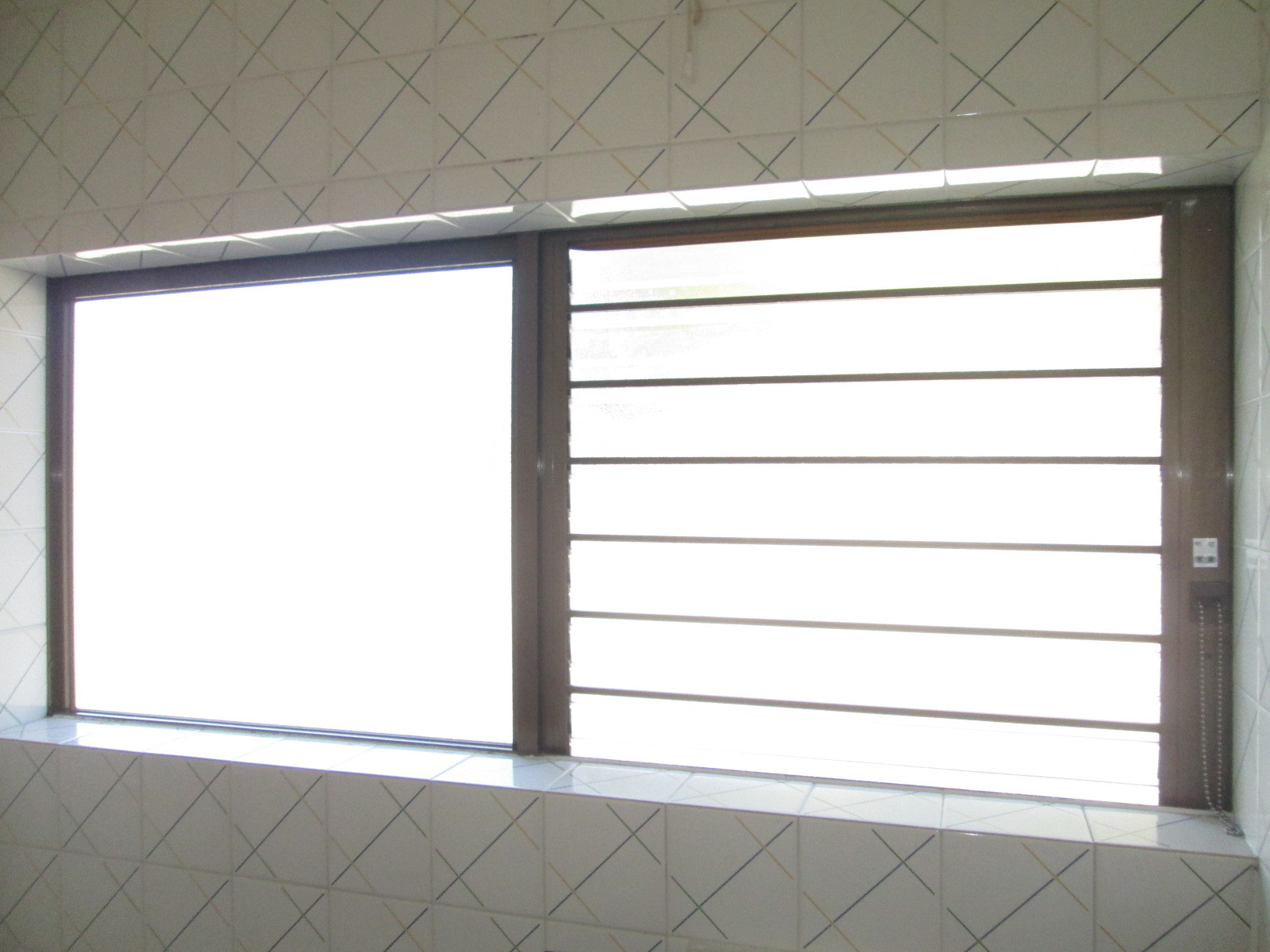 イズミ 日立店の内窓補助金（引違い窓）の施工前の写真1