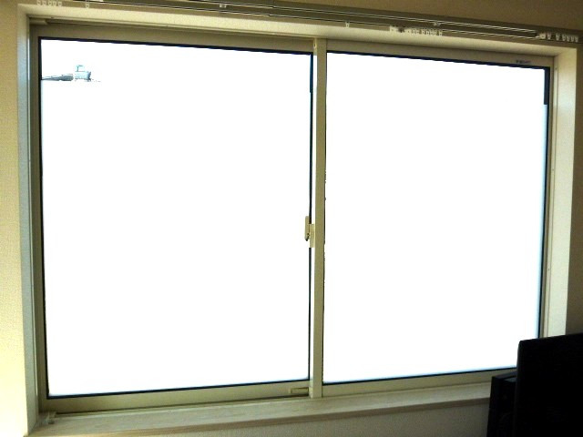 イズミ 日立店の内窓補助金（引違い窓）の施工前の写真1