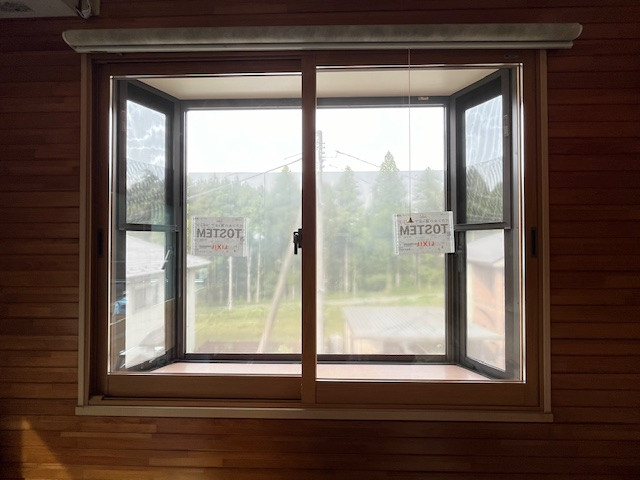 MIYAKOの強い西日対策に！ 遮熱タイプの内窓で快適なリビングへリフォームの施工後の写真3