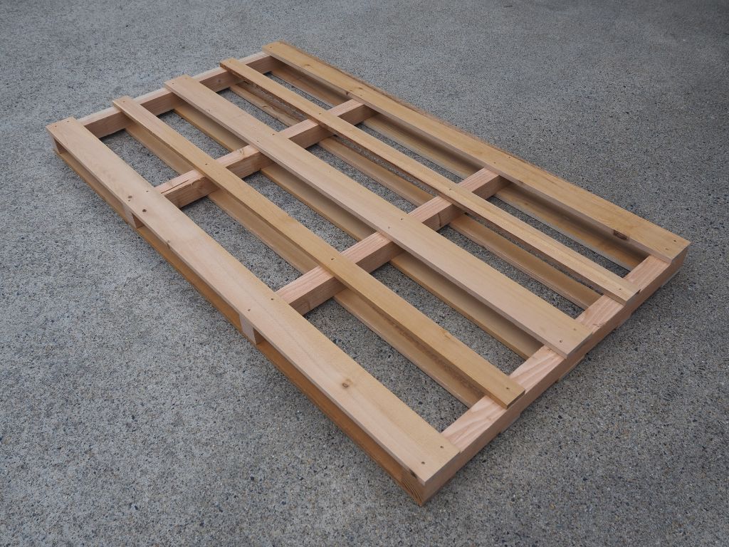 木製パレット作製の様子 高岡建材 天橋立店のブログ 写真2