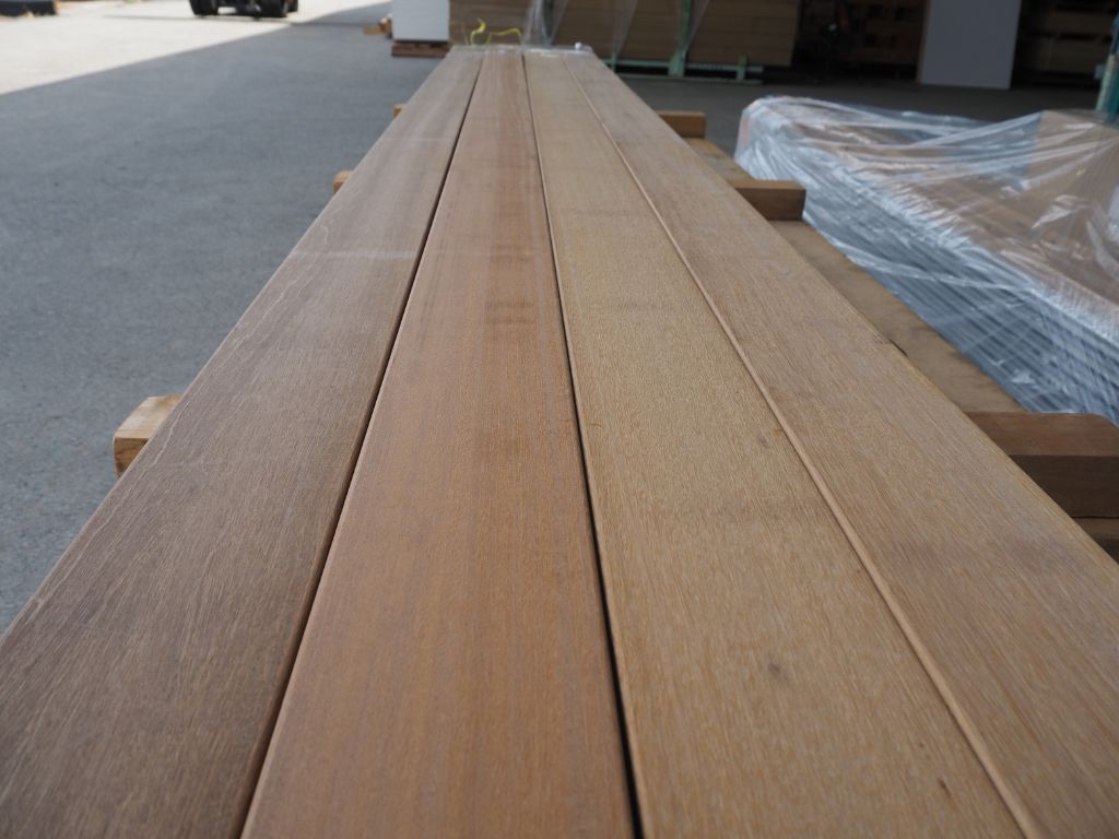 ウッドデッキ入荷🌳 高岡建材 天橋立店のブログ 写真2