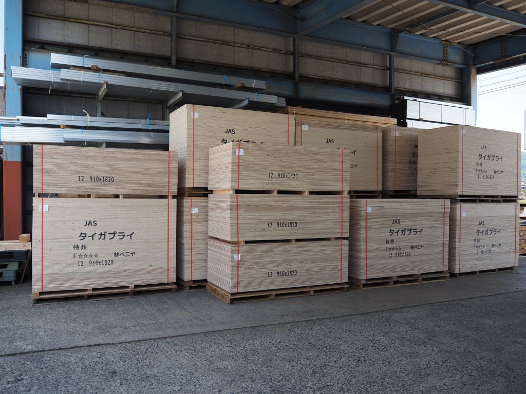 構造用合板、大量入荷致しました!! 高岡建材 天橋立店のブログ 写真2