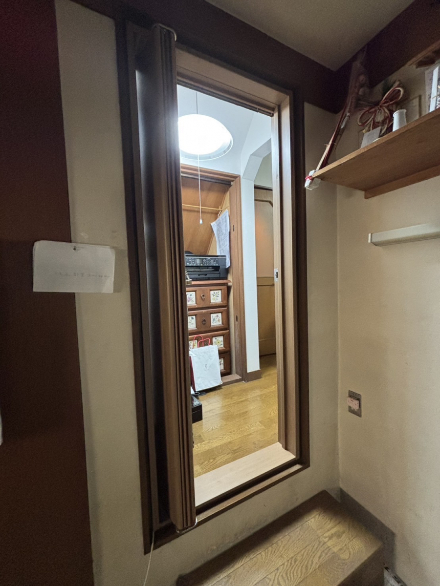 高岡建材 天橋立店の【店舗との間仕切りに✨】室内ドア取り付け工事の施工後の写真2