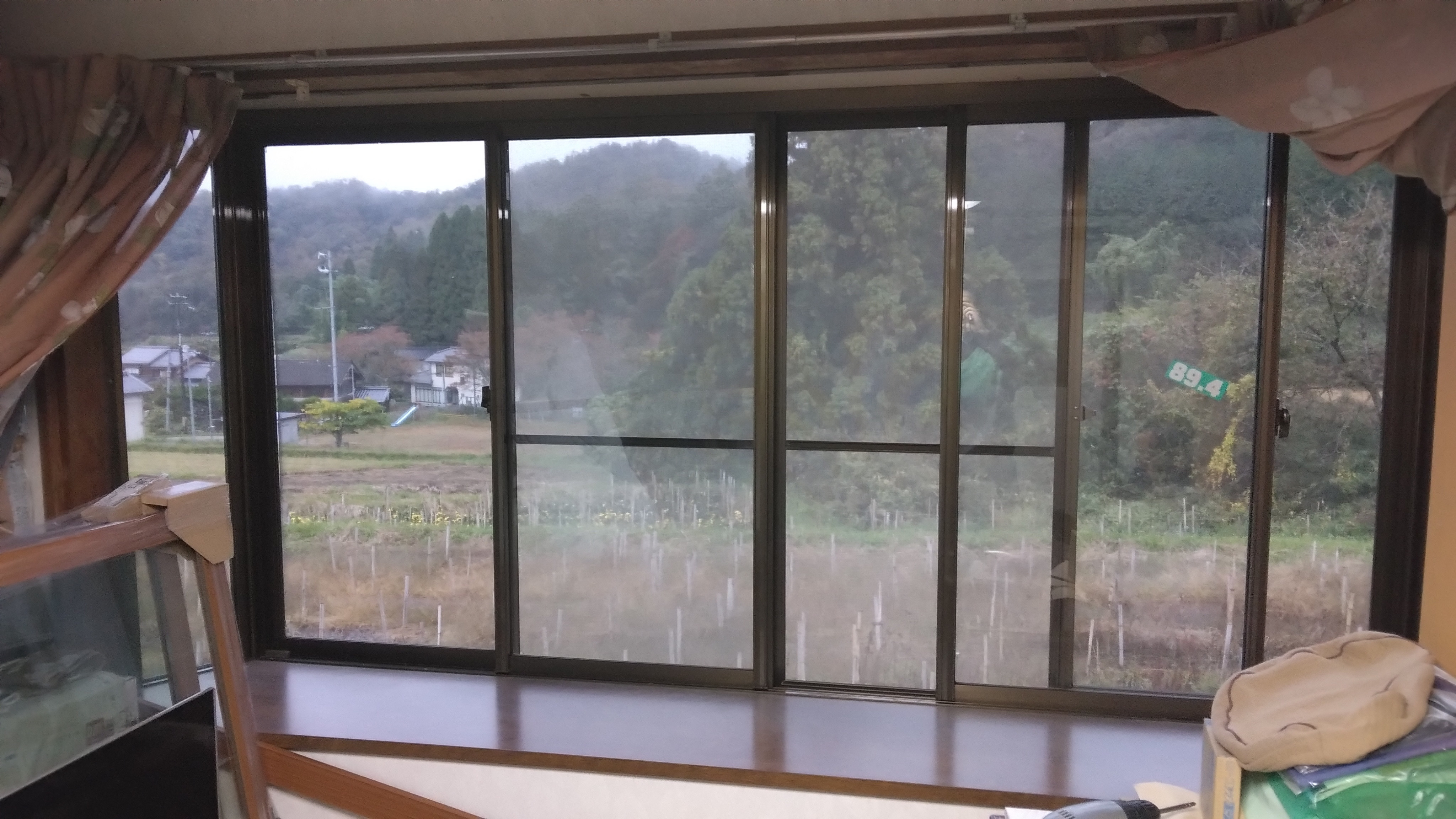 高岡建材 天橋立店の【強い西日対策に！🌄】インプラス取り付け工事の施工前の写真1