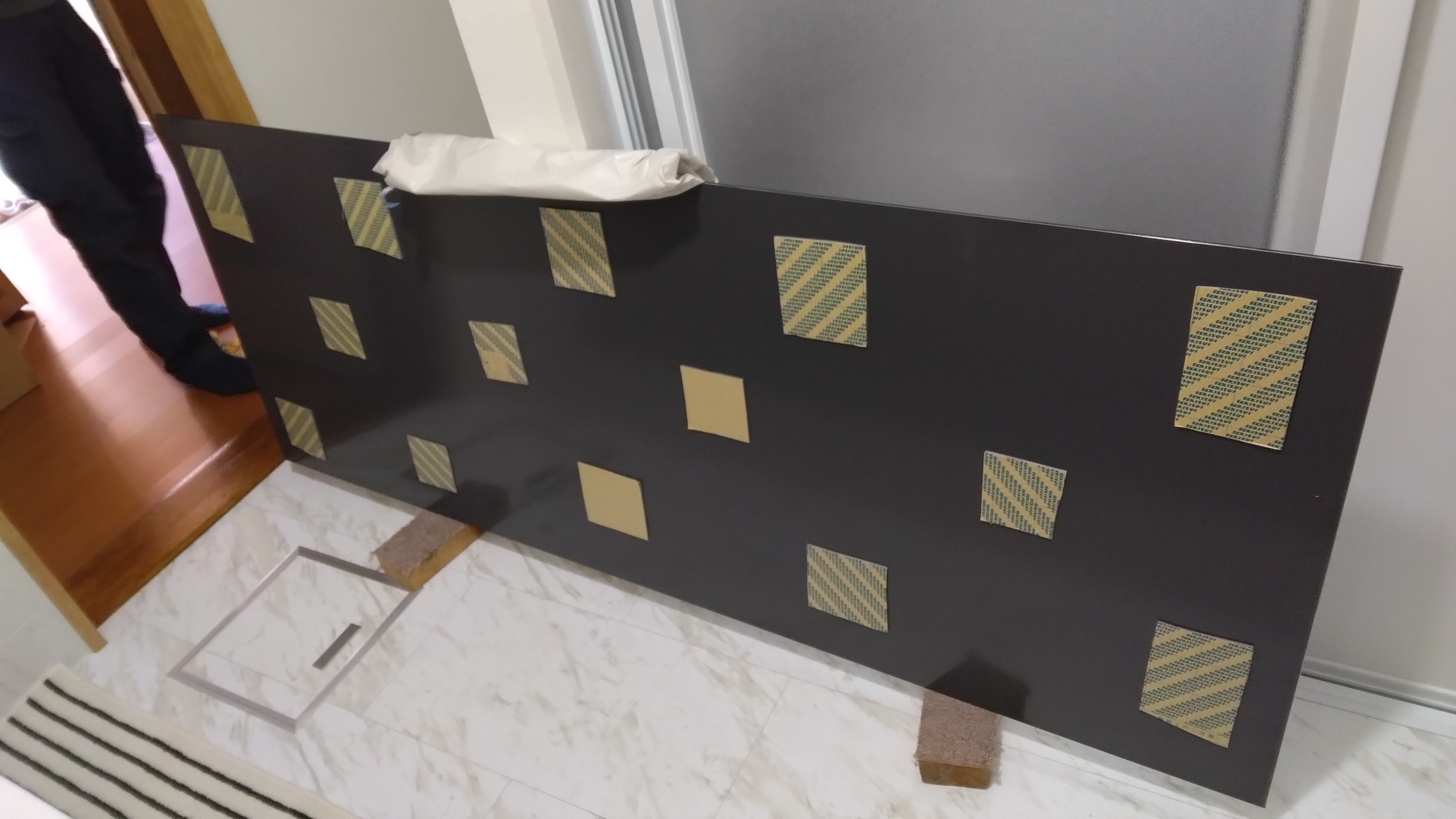 高岡建材 天橋立店の【朝の洗面台争奪戦を回避！！😳✨】鏡取り付け工事の施工前の写真2