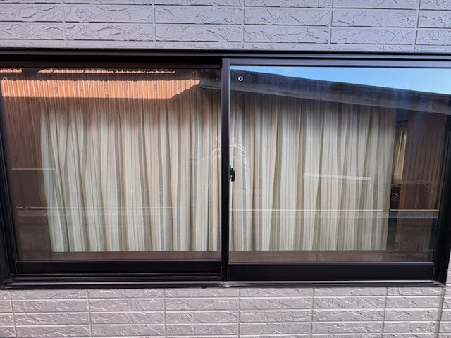 高岡建材 天橋立店の【シングルガラスからペアガラスへ！】ガラス交換工事の施工後の写真1